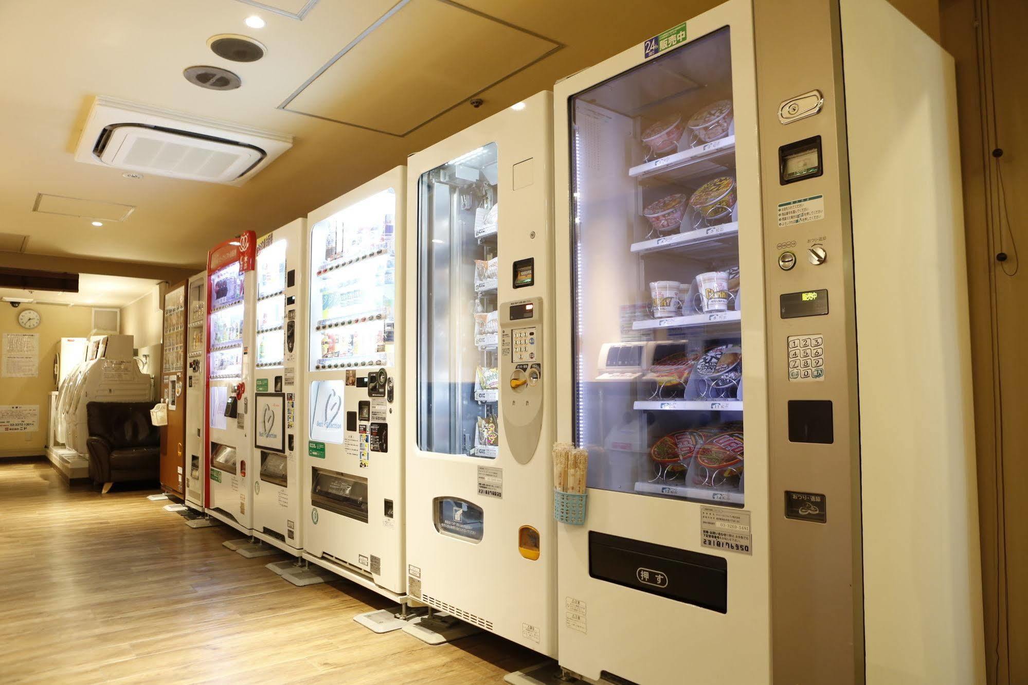 Shinjuku Kuyakusho-Mae Capsule Hotel Tokyo Exterior photo